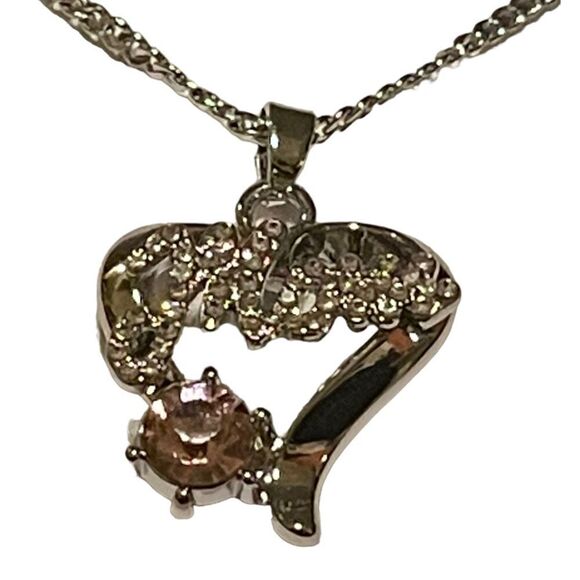 NWT CHARTER CLUB
Crystal Mom Heart Pendant Necklace - Picture 1 of 7